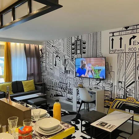 Flandre Apartment